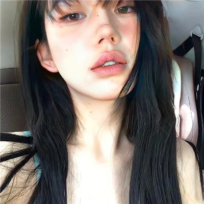 比基尼琼斯和爱的圣殿